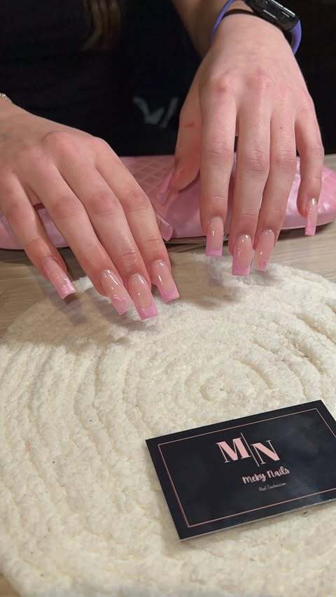 Nail art from the MekyNails gallery