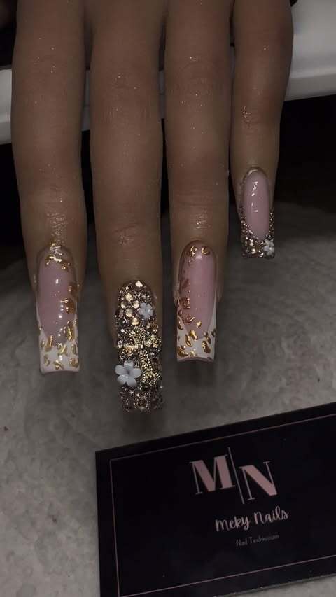 Glitter accent